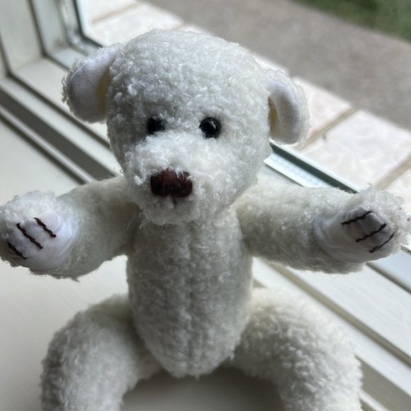 ARTIC CIRCLE ENTERPRISES INC WHITE VINTAGE TEDDY BEAR - Picture 3 of 12